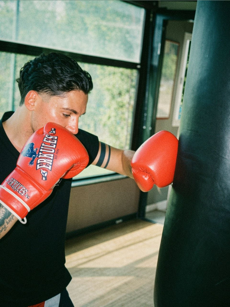 16 oz Boxing Gloves: When Should You Use Them?