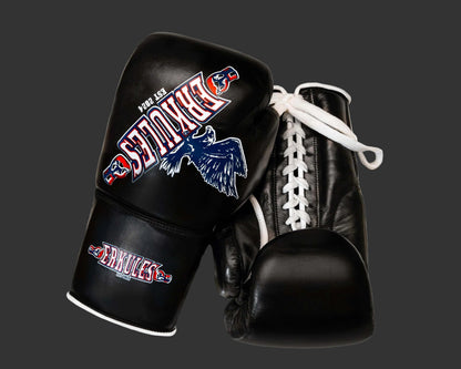 Dettaglio lacci guantoni da boxe professionali neri