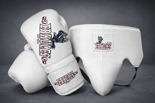 Professionelles Kampfset – Boxhandschuhe Edition Zero & Tiefschutz – Weiß aus echtem Leder